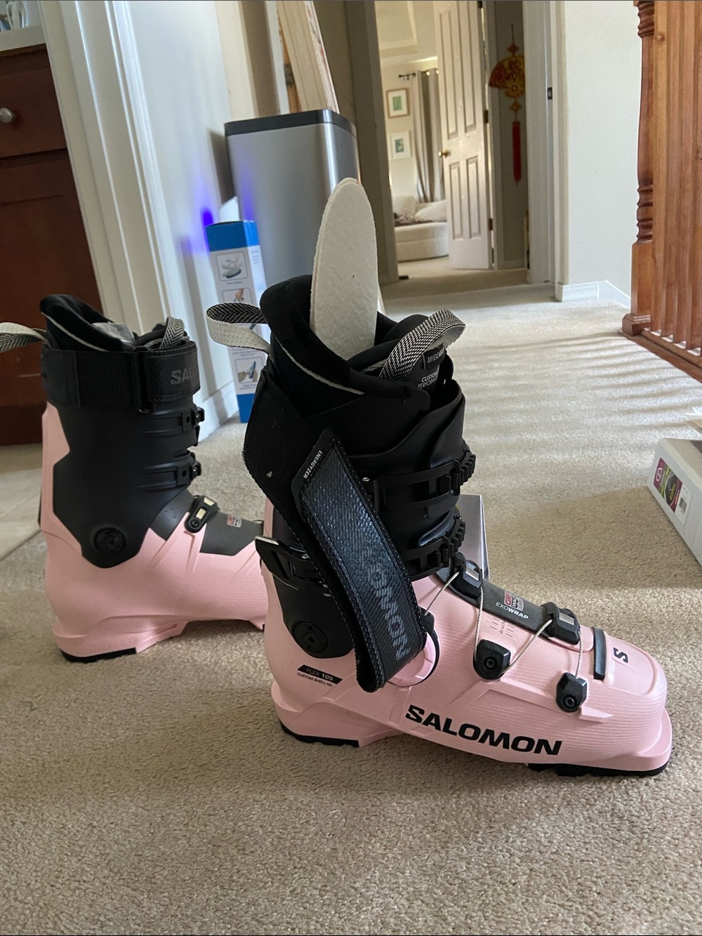 Salomon Women's S/Pro Supra BOA 105 Ski Boots 2024 in Rose/Black 26.5